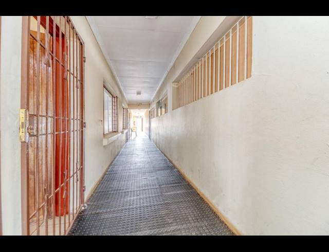 BUSINESS FOR SALE IN DAWN PARK EXT